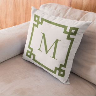 Coussin Frontière de clé grecque monogramme vert olive