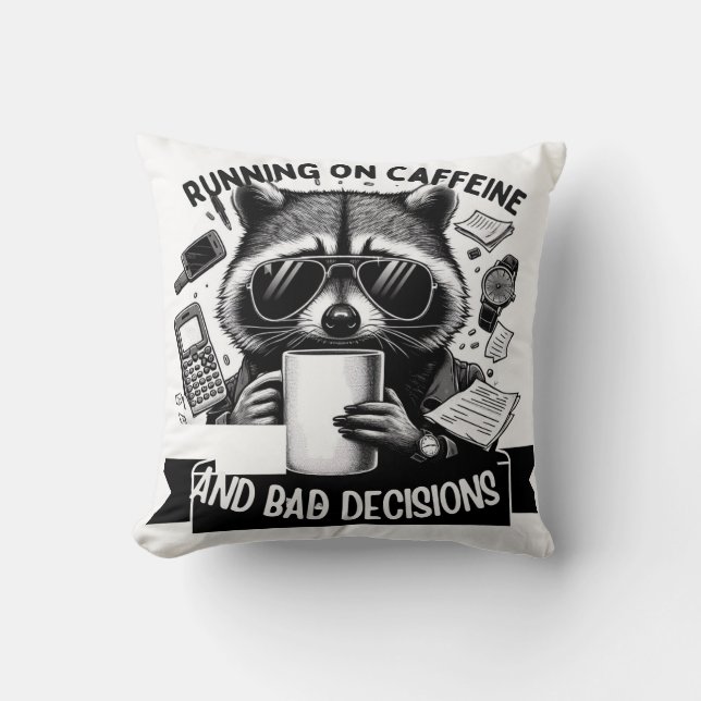 Coussin Funny Coffee Raccoon – Caffeine & Bad Choices Art (Recto)