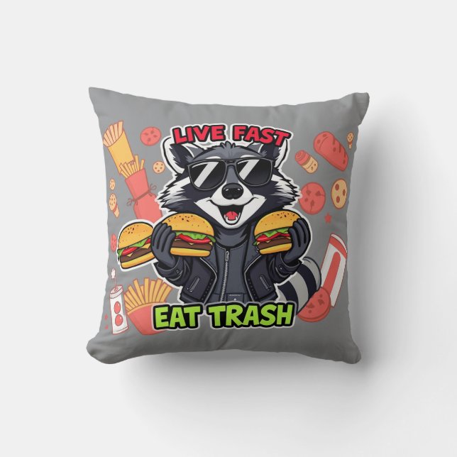 Coussin Funny Raccoon ‘Live Fast Eat Trash’ (Recto)