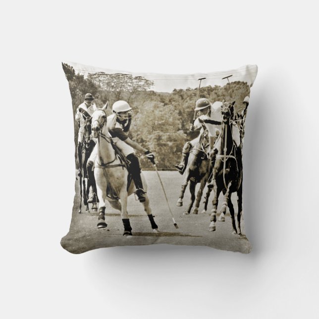 Coussin Galloping de Polo Horses (Recto)