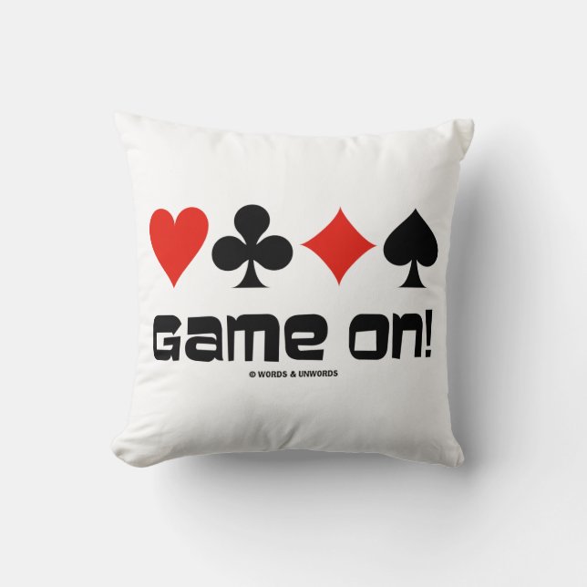 Coussin Game On ! Astuce d'accès au pont Four Card Suits (Recto)