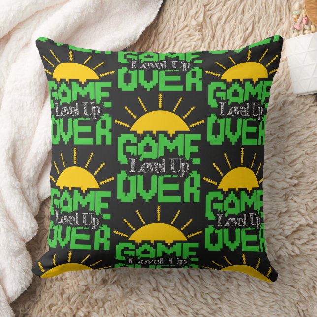 Coussin Game Over, Level Up : Aventure de bloc de pixel ré (Couverture)