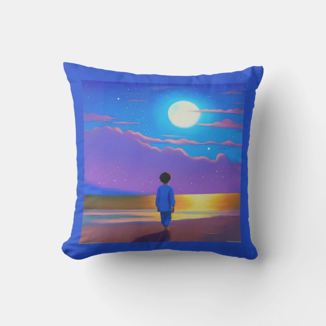 Coussin Garçon sur la plage, regardant la lune (Recto)