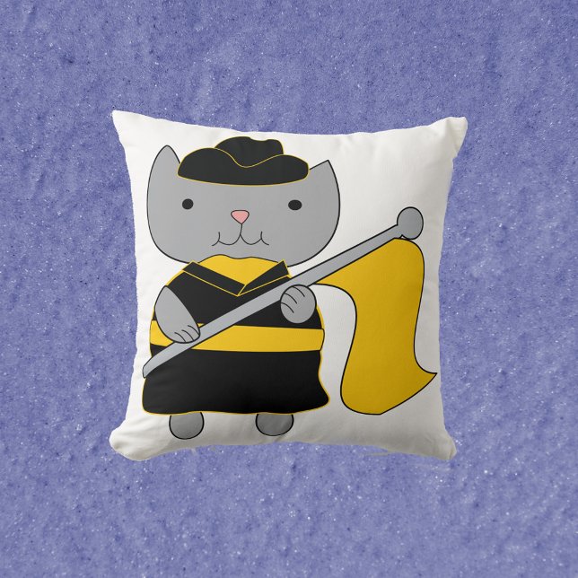 Coussin Garde de couleur Chat gris noir et or jaune (A throw pillow featuring a gray cat wearing a black and yellow gold color guard uniform.)