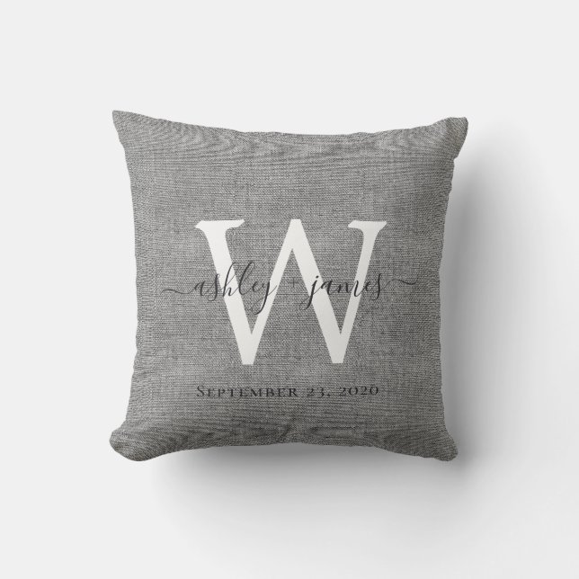 Coussin Garde de mariage en lin gris et monogramme blanc (Recto)