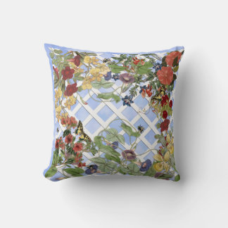 Coussin Garden Vignette