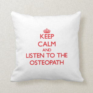 Coussin Gardez le calme et écoutez l'ostéopathe