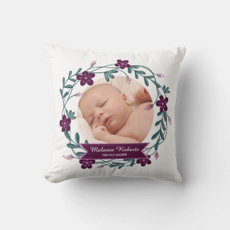 Coussin Gardien photo moderne violet fleuri couronne bébé
