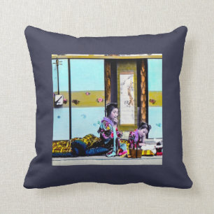 Coussin Geisha deux fumant avant cru Japon de lit