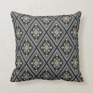 Coussin géométrique d'ikat de noir chic moderne de