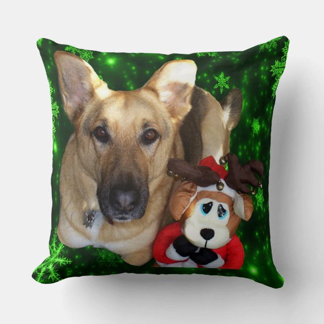 Coussin German Shepherd, Toy Reindeer, Green Snowflakes (Recto)