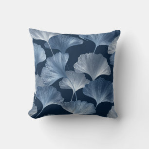 Coussin Ginkgo au Clair de Lune – Calme Botanique Bleu Cla