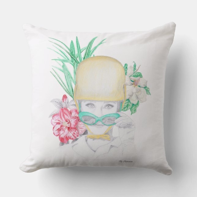 Coussin Girl and flowers (Recto)