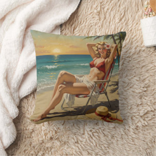 Coussin Girl On the Beach Retro 'les années 50 Pin-up art