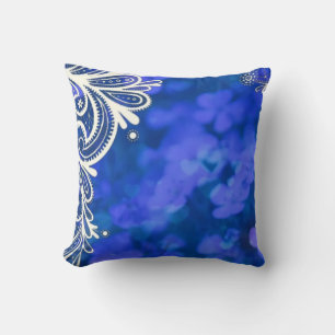 Coussin Girly bohemian chic blue floral white lace