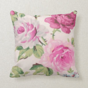 Coussin Girly floral vintage chic minable de grands roses
