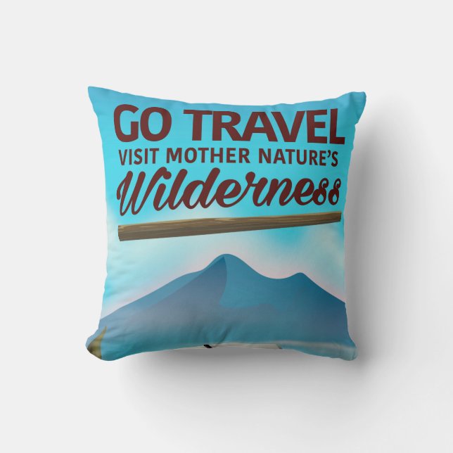 Coussin Go Travel, Visit mère natures Wilderness RV. (Recto)