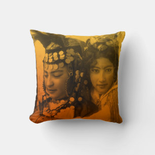 Coussin Golden Maghreb Ouled Naïl Berber Girl Femme