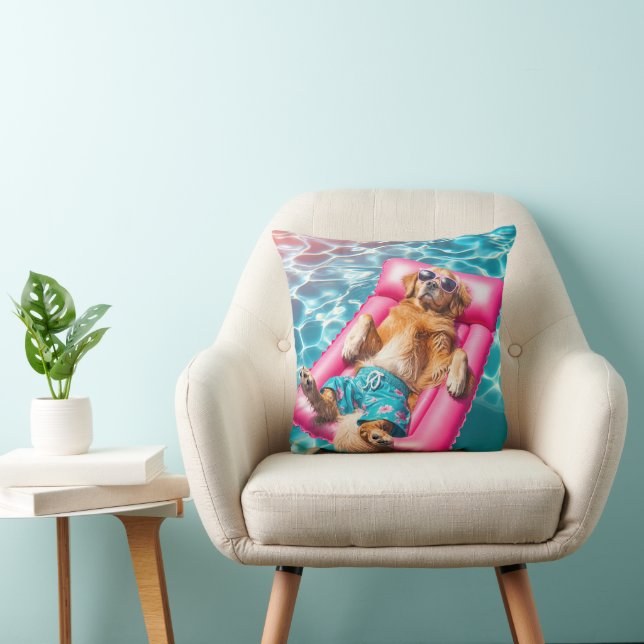 Coussin Golden Retriever Flottant Sur Matelas De Piscine (Chaise)