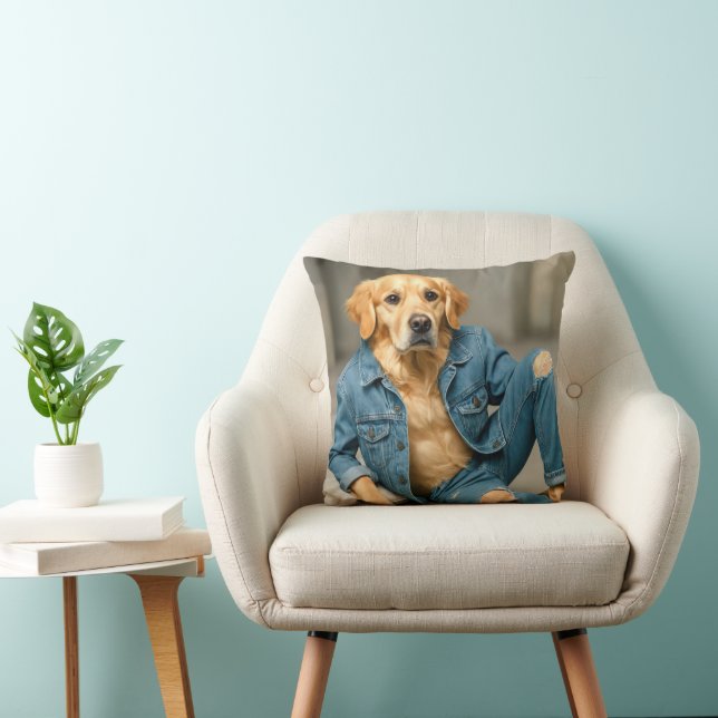 Coussin Golden Retriever Poster En Jeans Bleus (Chaise)