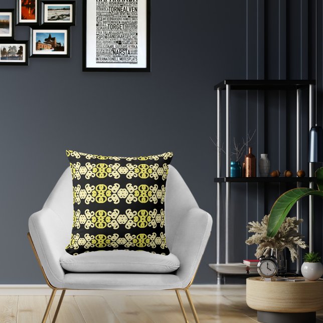 Coussin Golden Yellow Ornamental Stripe Seamless Pattern (Créateur téléchargé)