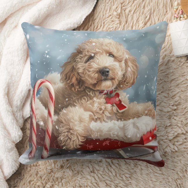Coussin Goldendoodle Chien Festif de Noël (Couverture)