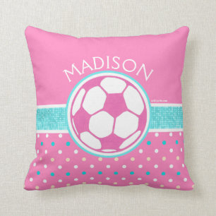 Coussin Golly Girls : Monogramme du ballon de soccer rose
