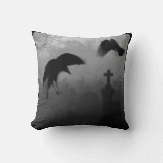 Coussin Goth Birds (Recto)