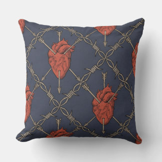 Coussin Goth heart throw pillow