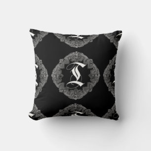 Coussin Goth Initial T élégant