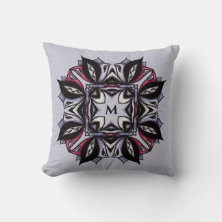 Coussin Goth Monogramme noir violet gothique Mandala