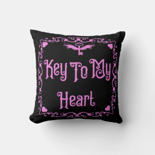Coussin Goth Valentine Clé de mon coeur PInk