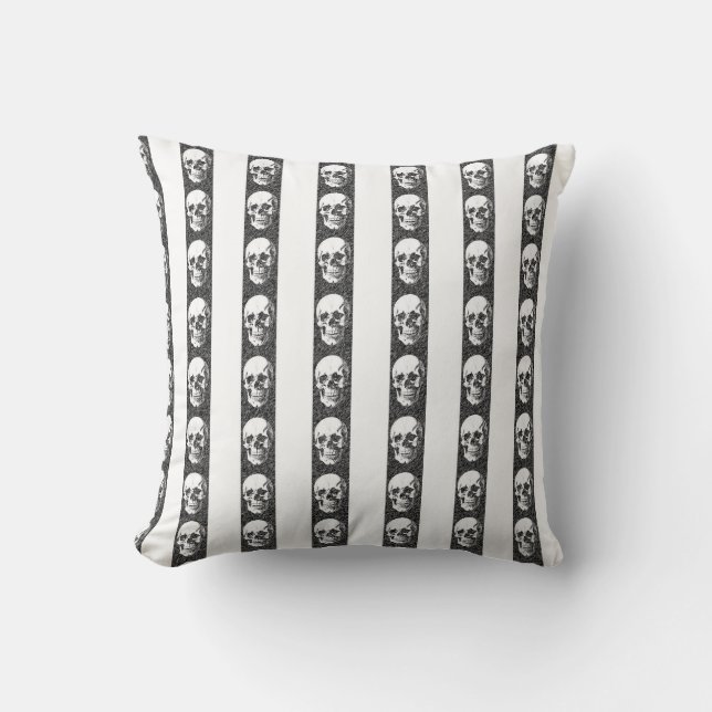 Coussin Gothic striped pattern with skulls (Recto)