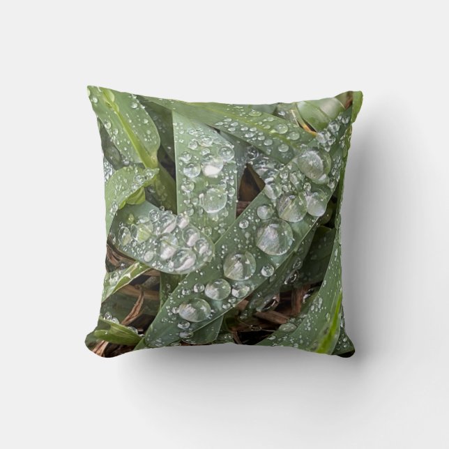 Coussin Gouttes d'eau sur l'herbe (Recto)