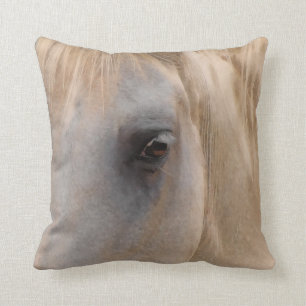 Coussin Grand oeil d'un cheval blanc