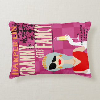 COUSSIN Granny Obtient Fancy Harper Lin Couverture