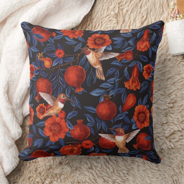 Coussin Grenade et colibris/feuilles bleus sur noir (Couverture)