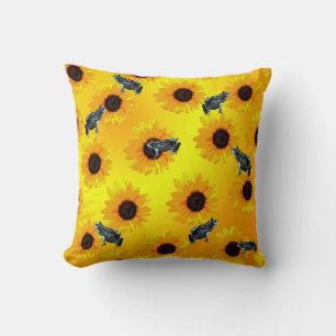 Coussin "Grenouilles et tournesols : un motif nature ludiq