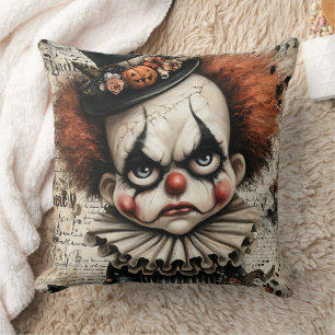 Coussin Grim Grin - La mascarade mélancolique