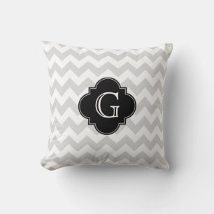 Coussin Gris Clair Blanc Chevron Noir Quatrefeuille Monogr
