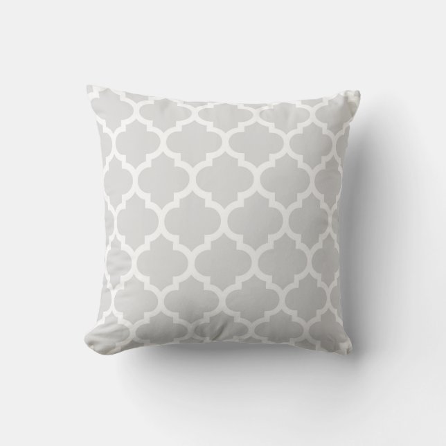 Coussin Gris Clair Blanc Motif Quatrefoil Marocain #5 (Recto)