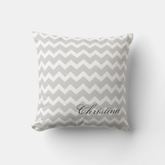Coussin gris de monogramme de motif de chevrons (Recto)