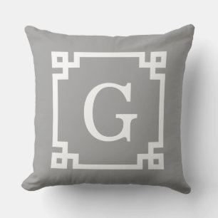 Coussin Gris foncé blanc cadre clé grecque #2 Monogramme i