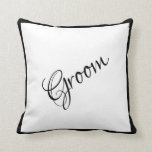 Coussin Groom Black Script Élégante Garde Mariage<br><div class="desc">Un magnifique script Black groom et un coussin taillé pour votre maison. Un grand cadeau de douche. Un cadeau de félicitations serait une merveilleuse surprise pour la Groom. Grand cadeau mariage avec mariage coussin de mariage que nous offrons.</div>