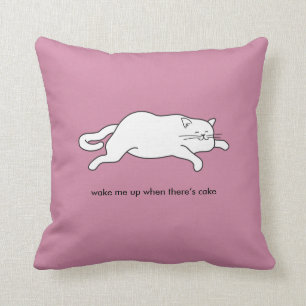 Coussin gros chat sur le gâteau