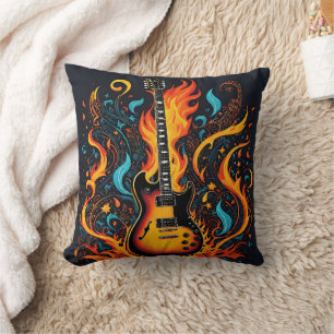 Coussin Guitare vibrante engloutie dans les flammes et les