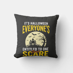 Coussin Halloween à tous intitulé un modèle de peur_1