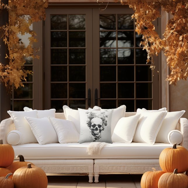 Coussin Halloween Éffrayant effrayant crâne botanique (Enchant your Autumn Decor with our Spooky Botanical Skull Pillow. #Halloween #OutdoorDecor)