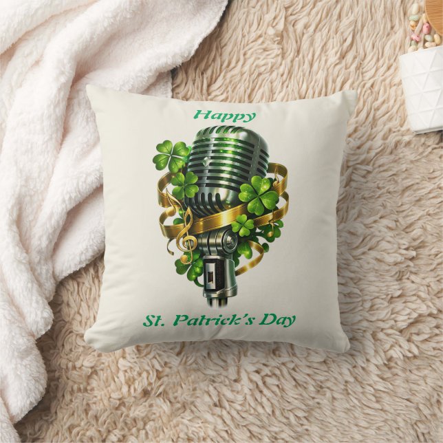 Coussin Happy St. Patrick’s Day Shamrock & Microphone (Couverture)
