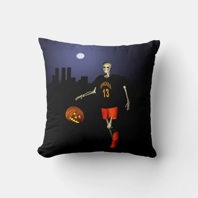 Coussin Haunted Hoops (Recto)